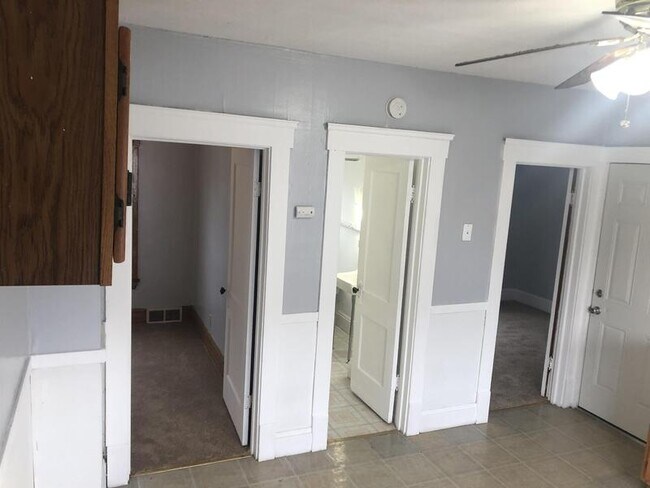 Foto del edificio - 4110 E 64th St