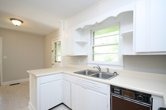 Foto del edificio - 407 Warner St NW