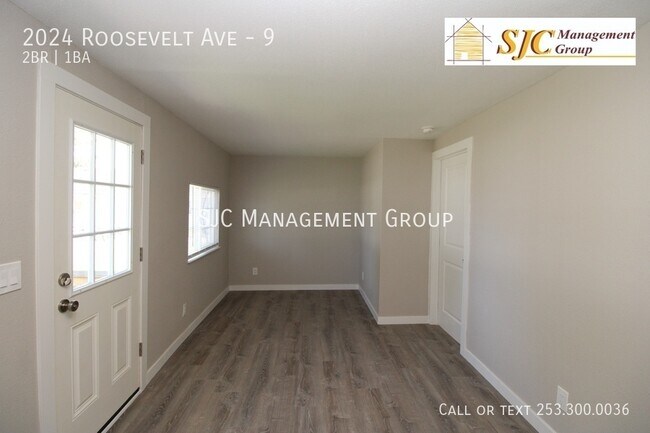 Foto del edificio - 2024 Roosevelt Ave