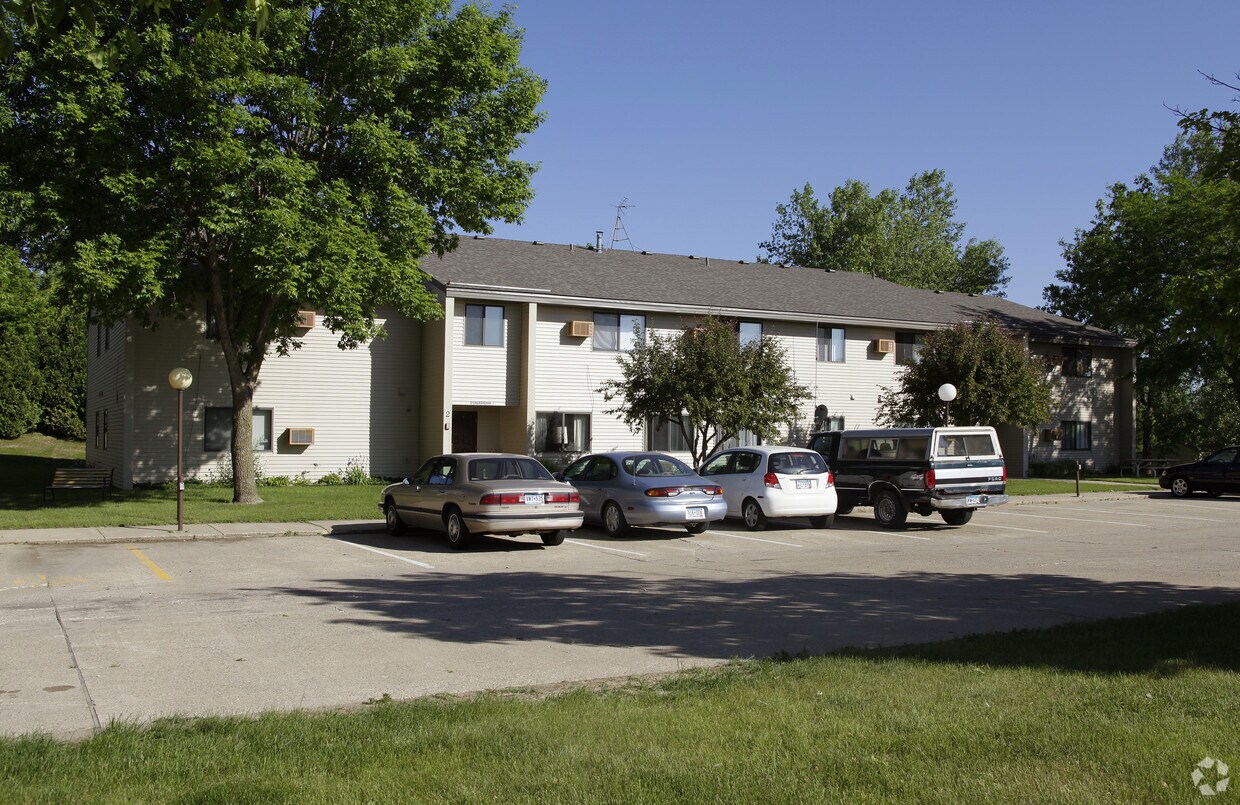 Primary Photo - 209 Grove Ave NE