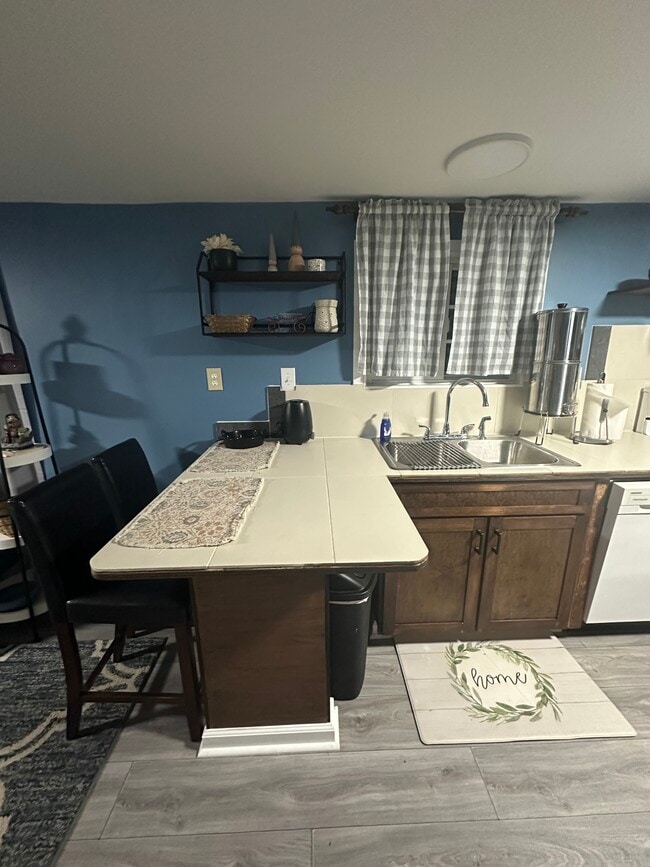 Foto del edificio - 616 Peak Branch Rd