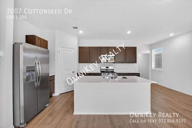 Foto del edificio - 7007 Cottonseed Dr