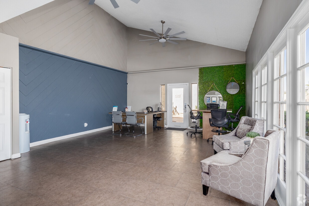 Windsprings Apartments - 3515 E Bell Rd Phoenix, AZ 85032