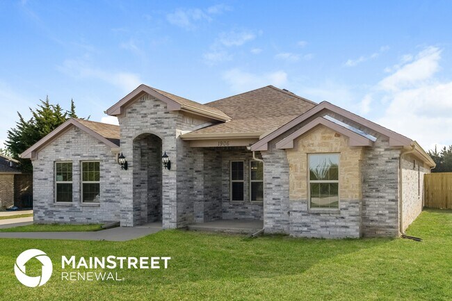 Foto del edificio - 1906 Uhl Rd