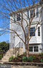 Building Photo - 13998 New Braddock Rd
