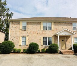 Building Photo - 286 Foxworth Dr