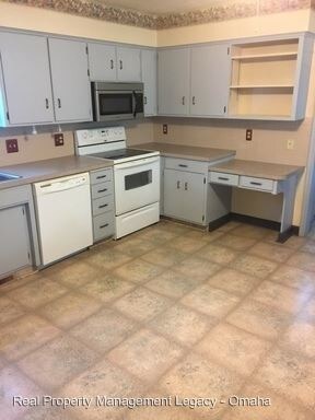 Building Photo - 4 br, 3 bath House - 3309 S. 78th Street