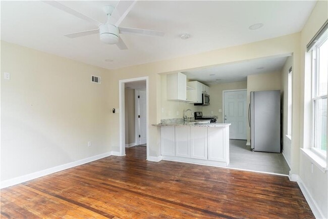 Building Photo - 6228 Waldo Dr