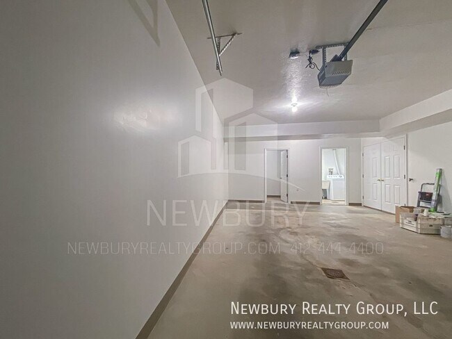 Building Photo - ***SPRING MOVE IN SPECIAL*** Introducing B...