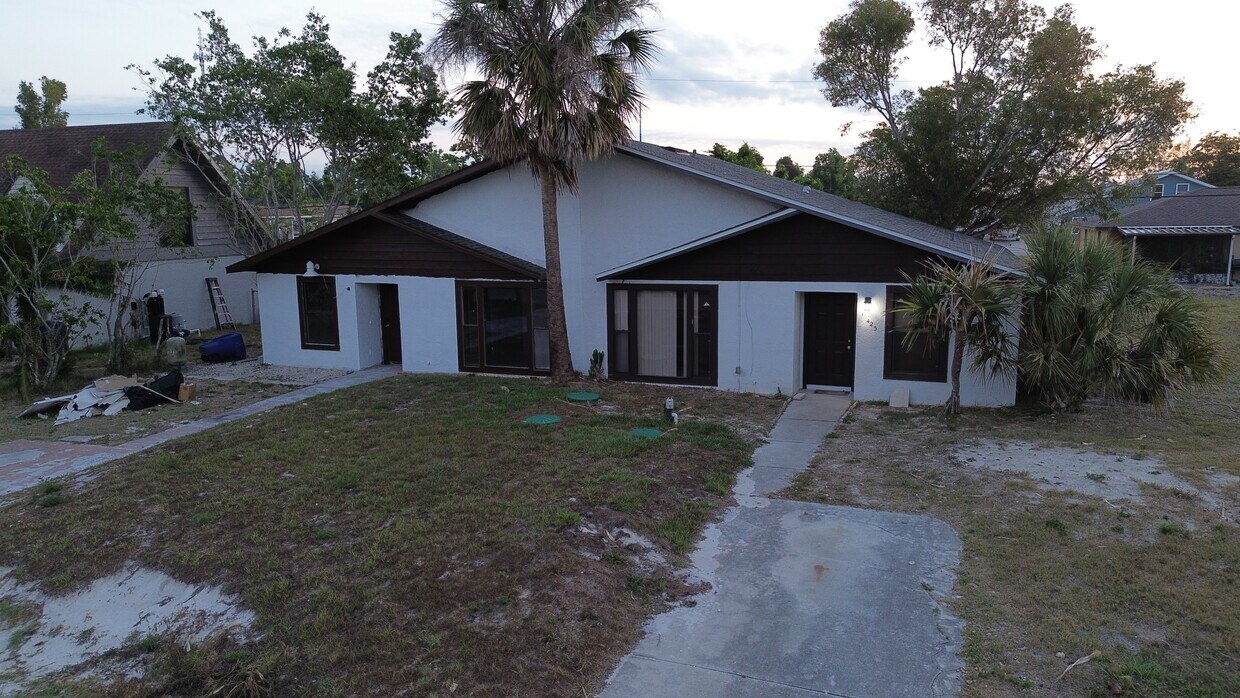 Foto principal - 17419 Dumont Dr