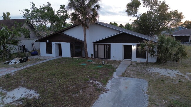 Building Photo - 17419 Dumont Dr