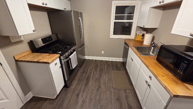 Photo - 7318-7320 Wakefield Ave Apartment