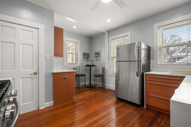 Building Photo - 97 Bow St