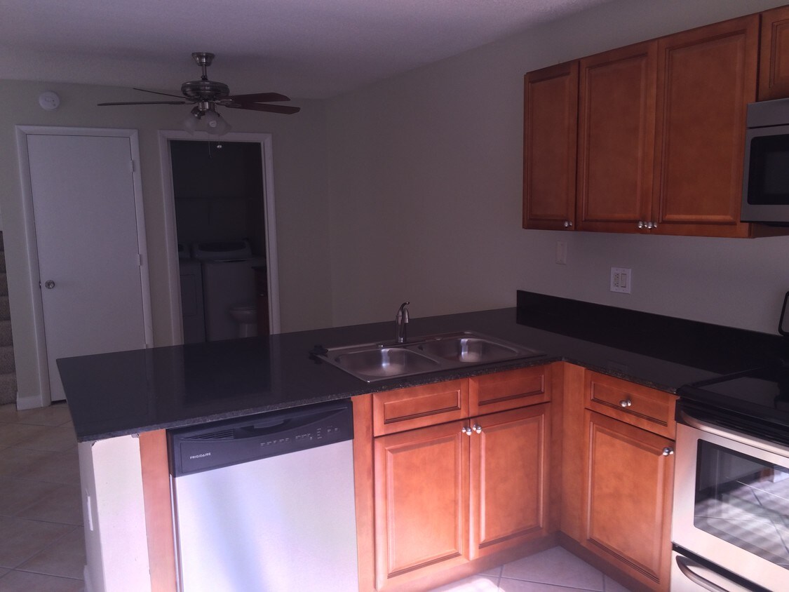 Foto del edificio - 1 Amherst Ct