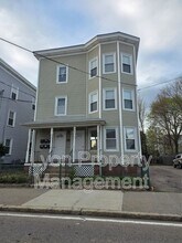 Building Photo - 200 Benefit St
