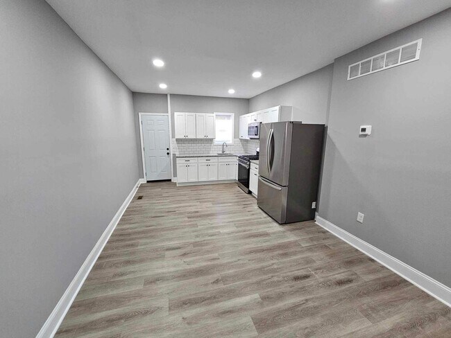 Foto del edificio - 3 Bedroom Townhouse