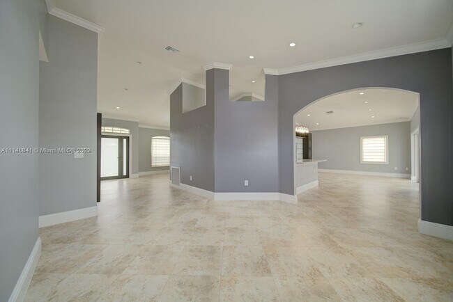 Building Photo - 10505 SW 19th St
