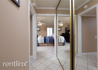 Primary Photo - 1310 Cabrillo Park Dr