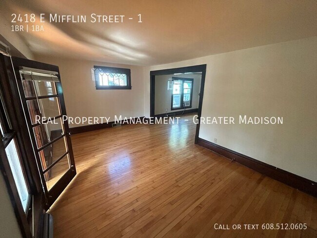Foto del edificio - 2418 E Mifflin St