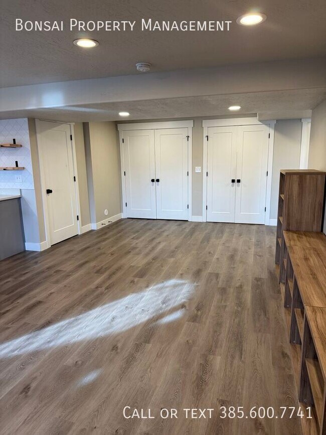 Foto del edificio - 1489 W Stone Gate Dr