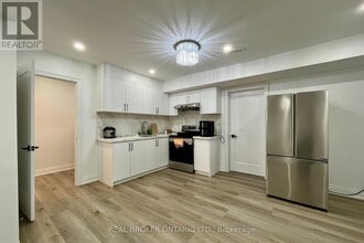 Building Photo - 48 Bellefontaine St