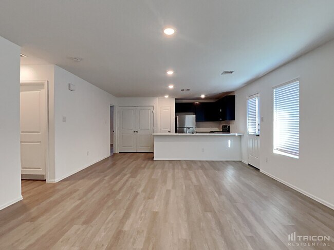 Foto del edificio - 14503 Woodcott Warren Wy