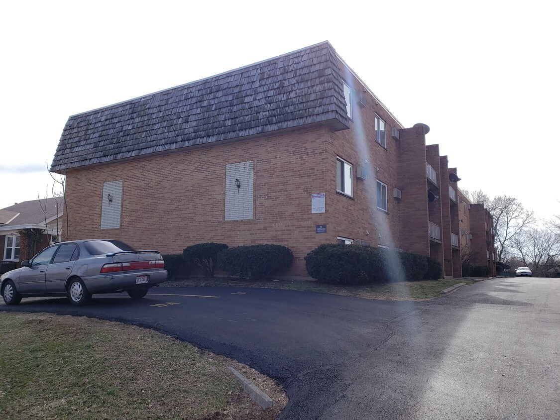 Primary Photo - 4431 Eighth St W