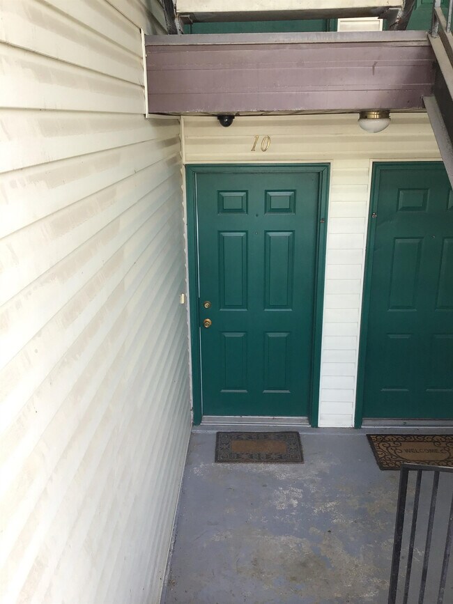 Building Photo - 4110 S Oak Meadows Dr