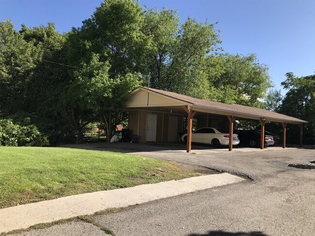 Building Photo - 108 N 150 W