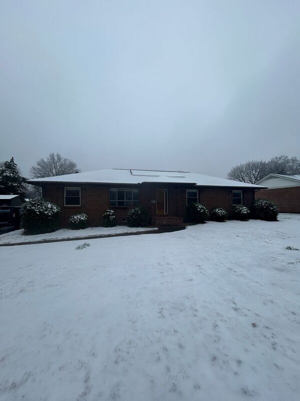 Primary Photo - 7416 Barnette Ave