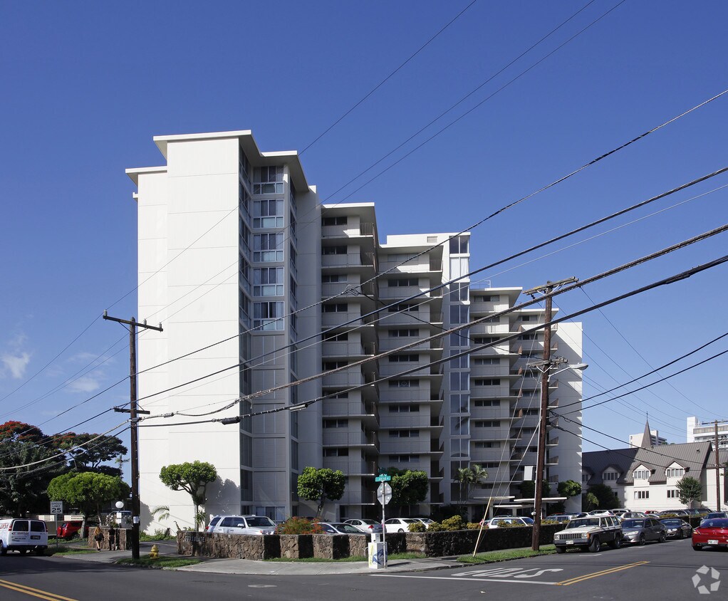 Consulate Apartments in Honolulu, HI