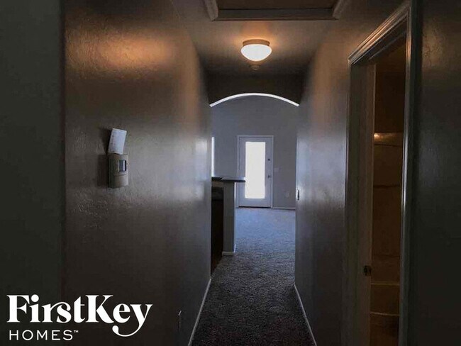 Foto del edificio - 11237 W Chase Ln