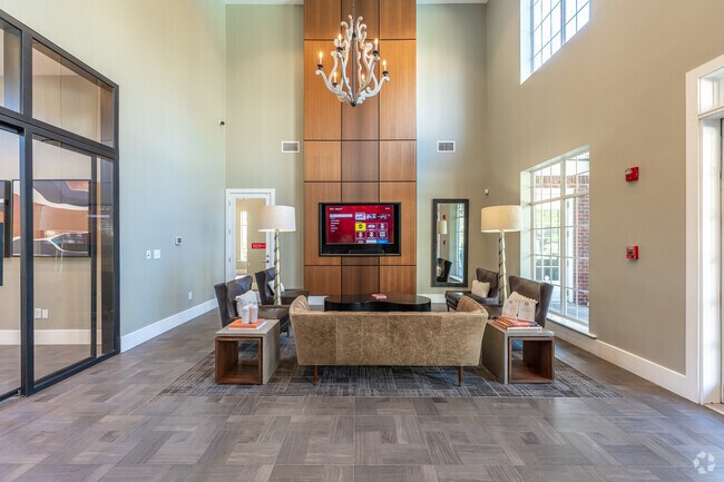 CASA CLUB - Oaks at Sugarloaf