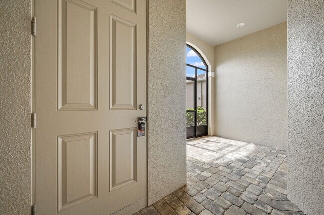 Foto del edificio - 3 bedroom Loren Cove Unit with Access to A...