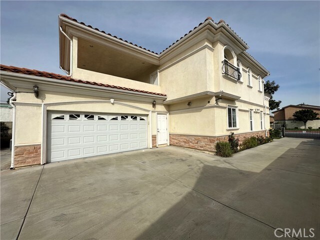 Building Photo - 2729 Walnut Grove Ave