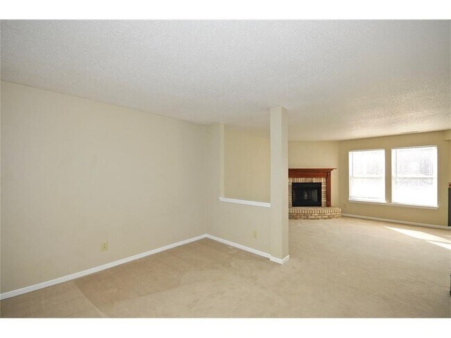 Foto del edificio - 5414 Skipping Stone Dr