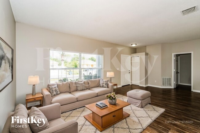 Building Photo - 2242 Mantilla Ave SE