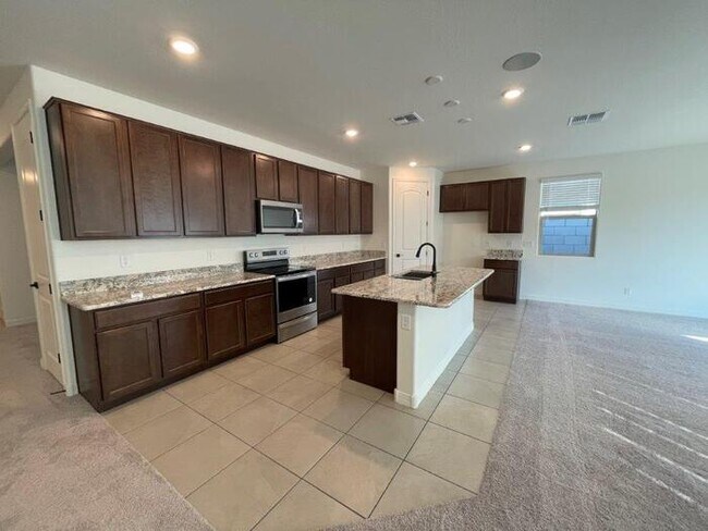 Building Photo - 3031 W Estes Way