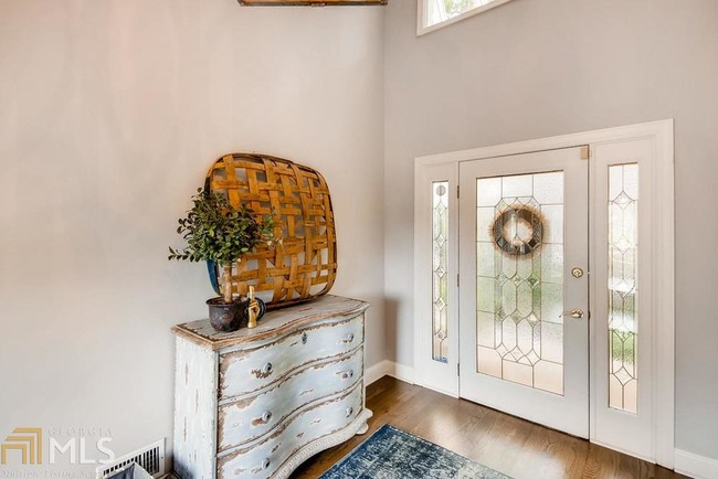 Building Photo - 425 Millbank Pl