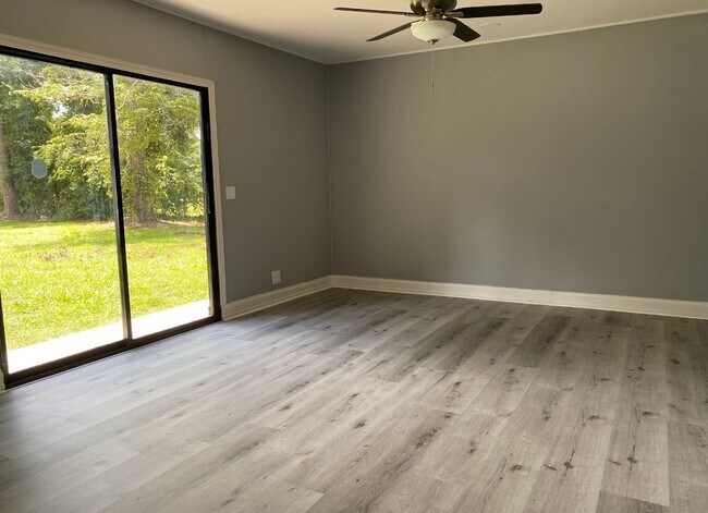 Foto del edificio - 12622 SW Archer Rd