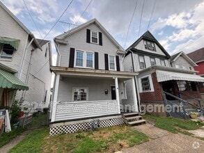 Building Photo - 634 Sixth St