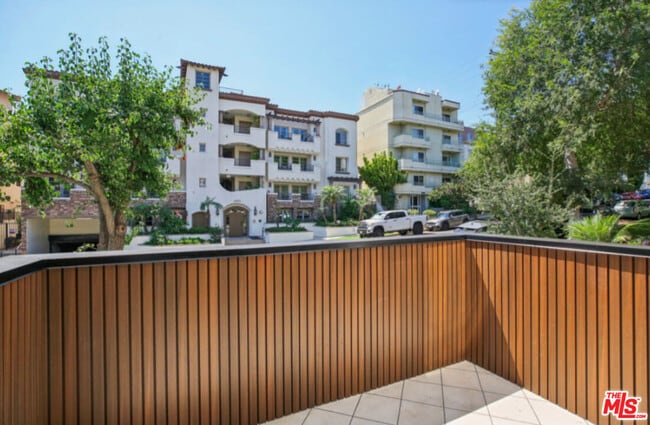 Foto del edificio - 1820 Fairburn Ave