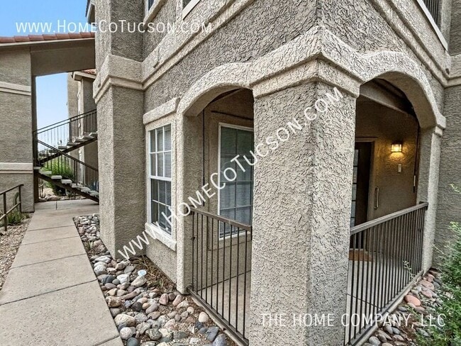 Foto del edificio - 1500 E Pusch Wilderness Dr