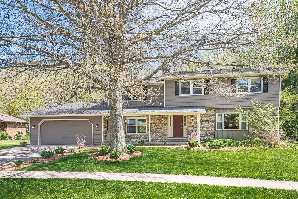 Primary Photo - 2620 E Rock Creek Dr