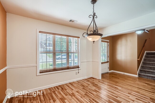 Building Photo - 1156 Chandler Way Drive