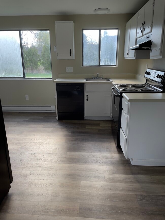 Building Photo - 3 Belmont Ave