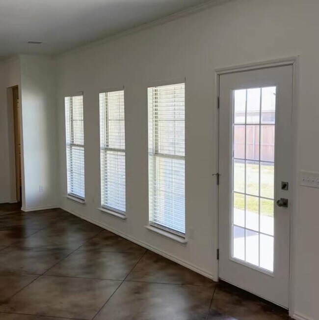 Building Photo - 10502 Stone Meadow Dr