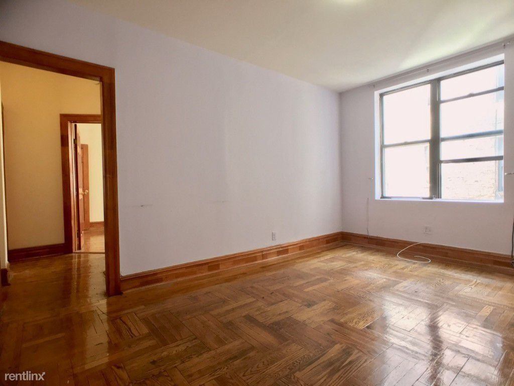 Primary Photo - 2 br, 1 bath Apartment - 67 W 108th St