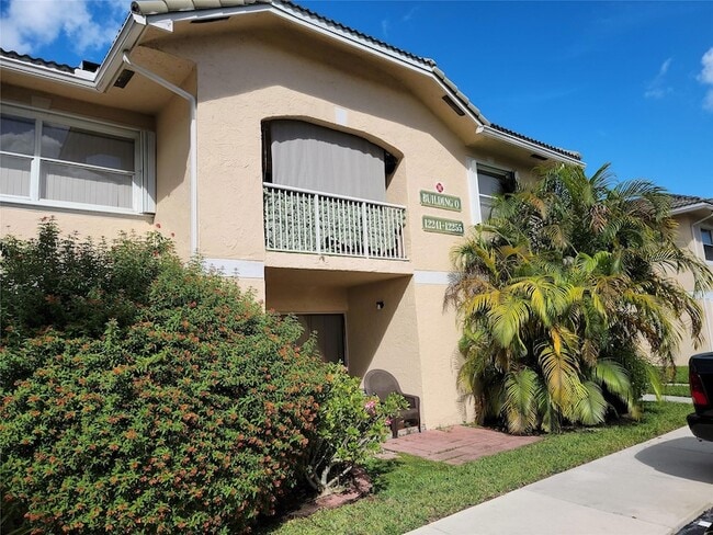 Photo - 12255 Royal Palm Blvd Apartment