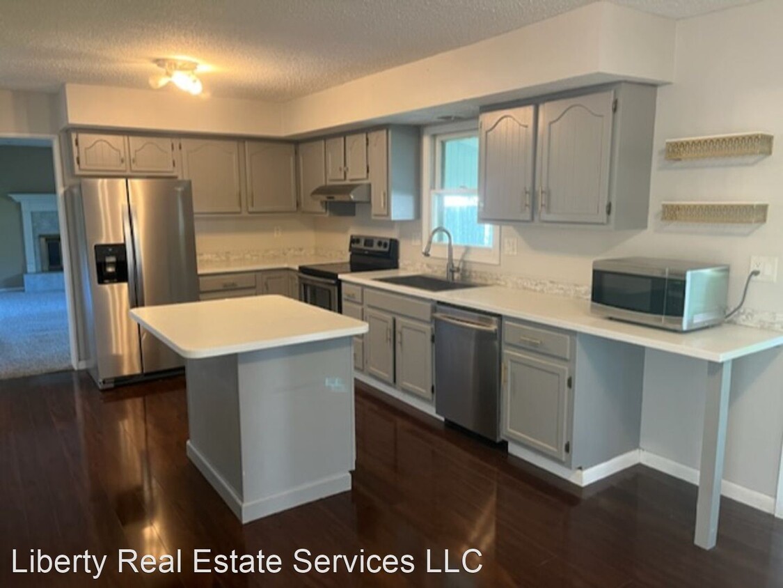 Primary Photo - 3 br, 2 bath House - 34 Partridge
